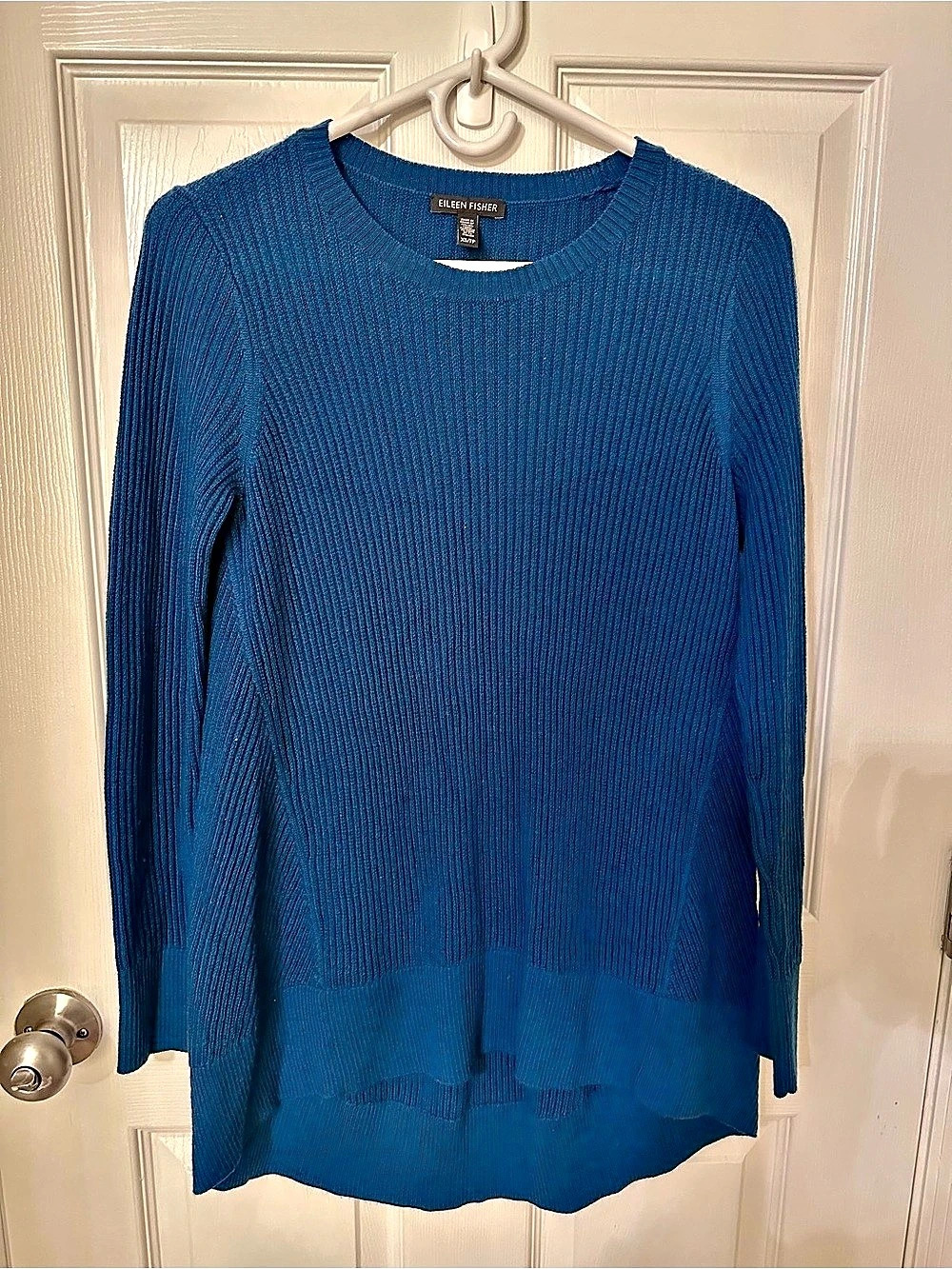 EILEEN FISHER Blue 100 % extra fine Merino Wool Sweater Size XS Like New
